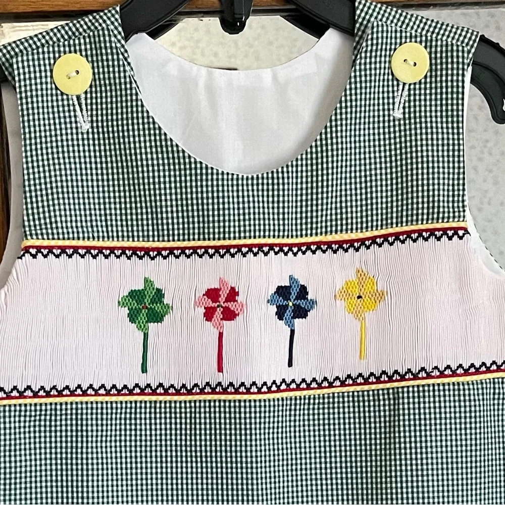 Smocked Pinwheels Size 3 Sleeveless Dress (NWT)